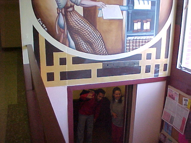 MVC-227F.JPG, 63978 bytes, 4/7/00